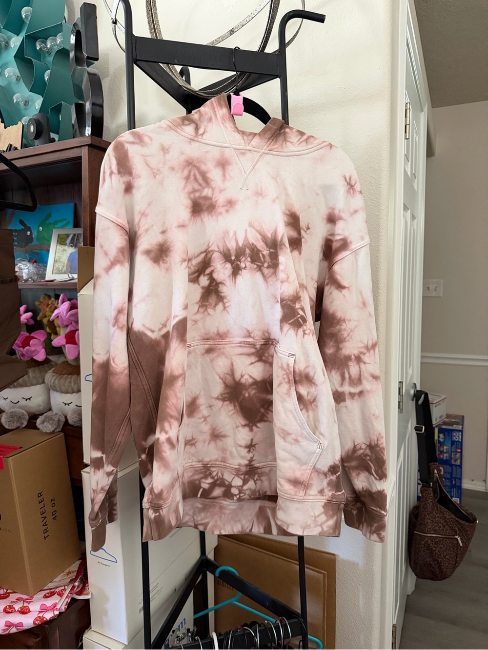 Tie-Dye Pullover Hoodie in Mauve and Brown